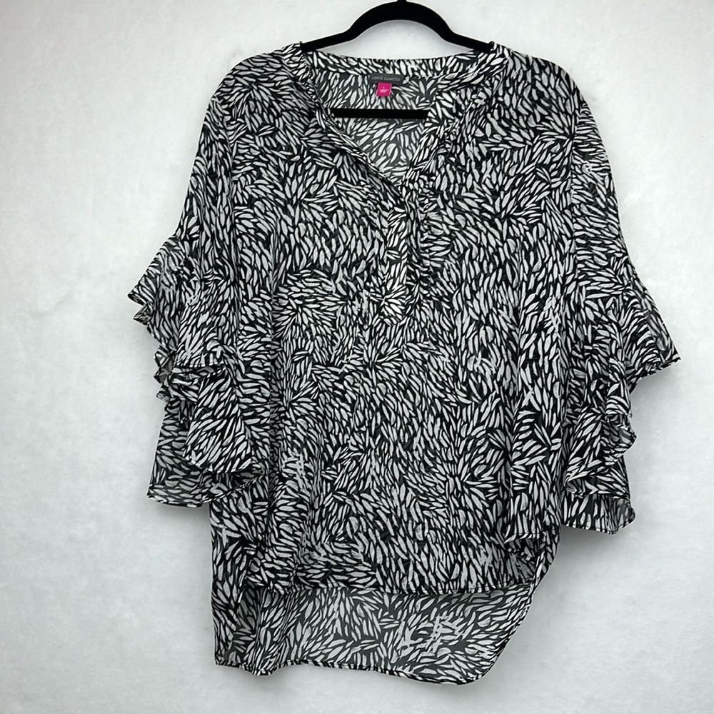 Vince Camuto Drifting Petals Flutter Sleeve Henley Blouse Rich Black Size L
